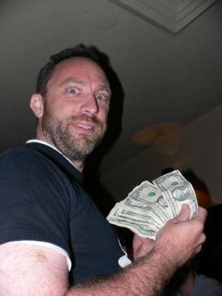 Jimmy Wales counting the bucks